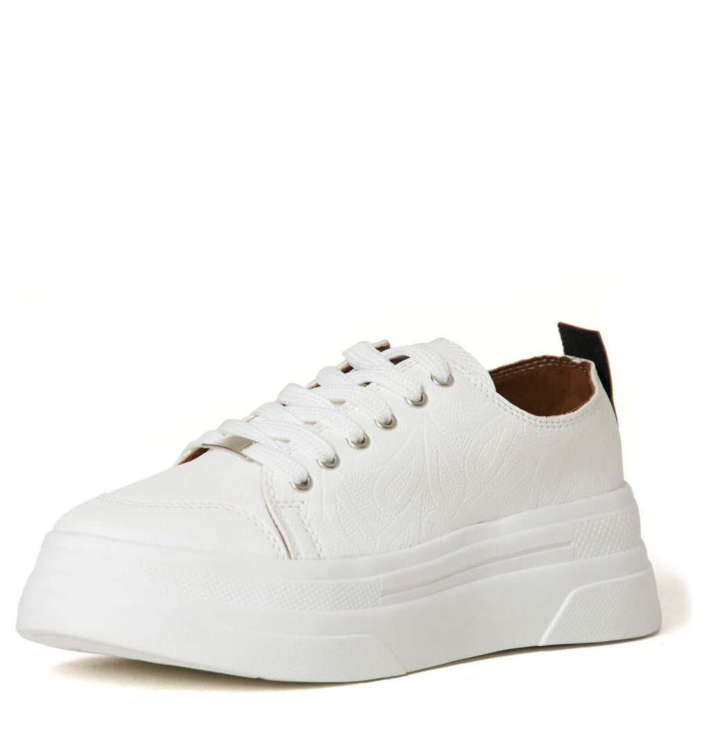 tenis blancos clasicos