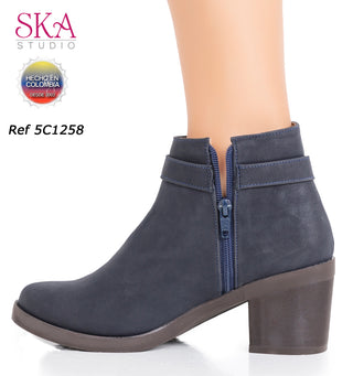 Botas
