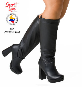 Bota Alta Negra con Tacón Grueso y Plataforma 2C2024BOTA - Negro