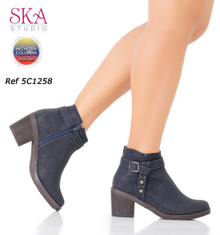 Botas