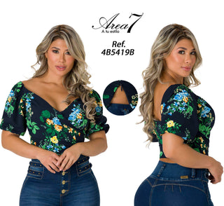  Blusa Corta Con Cuello Pico Profundo 4B5419B - Estampado