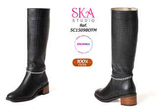 Botas En Cuero Caña Alta Con Cadena 5C1509BOTM - Negro